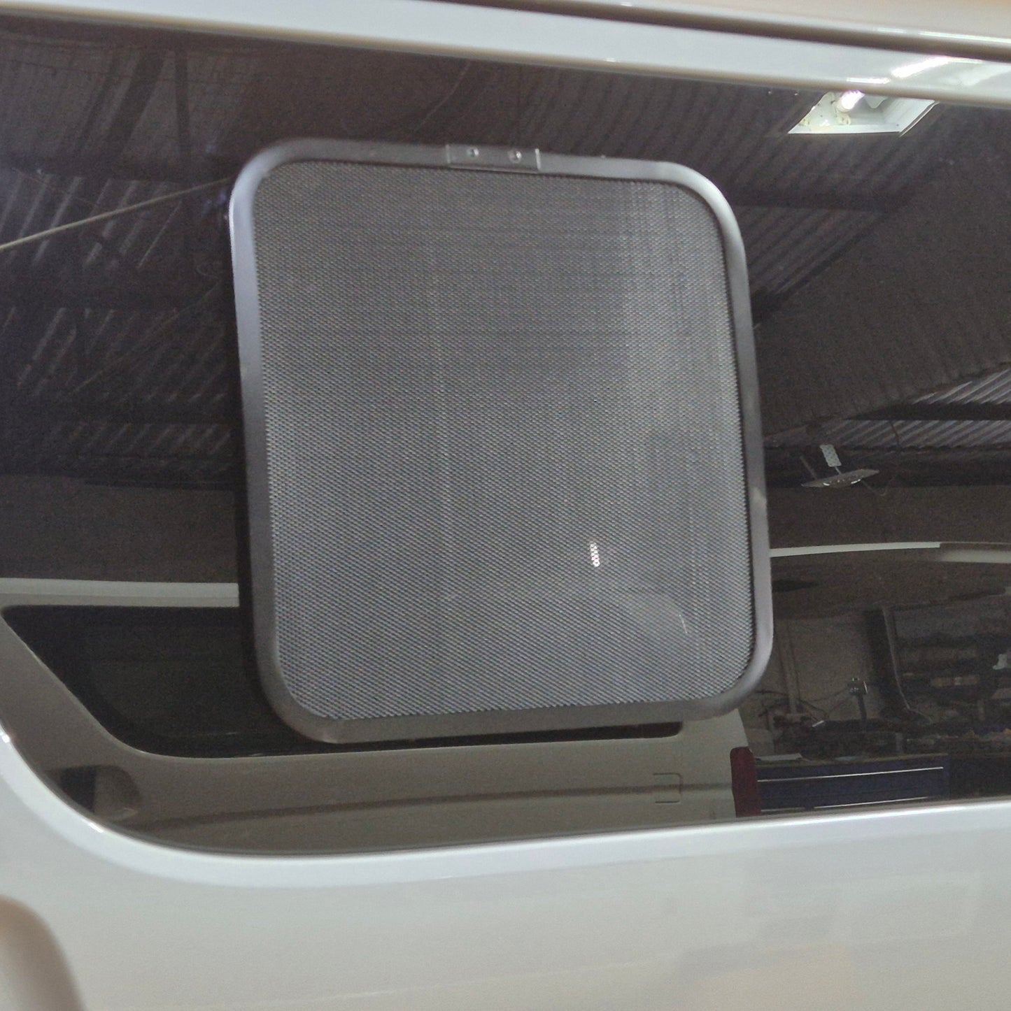Aluminium Fly Screen for Toyota Hiace crew cab windows