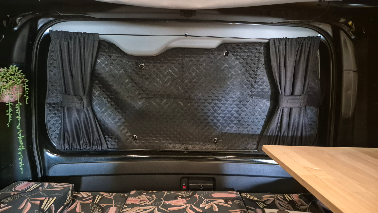 Toyota Hiace Thermal Blackout Sunshade Set, 200 Series Standard Body (2004–Current) Thermal & UV Protection, 7-Piece Kit